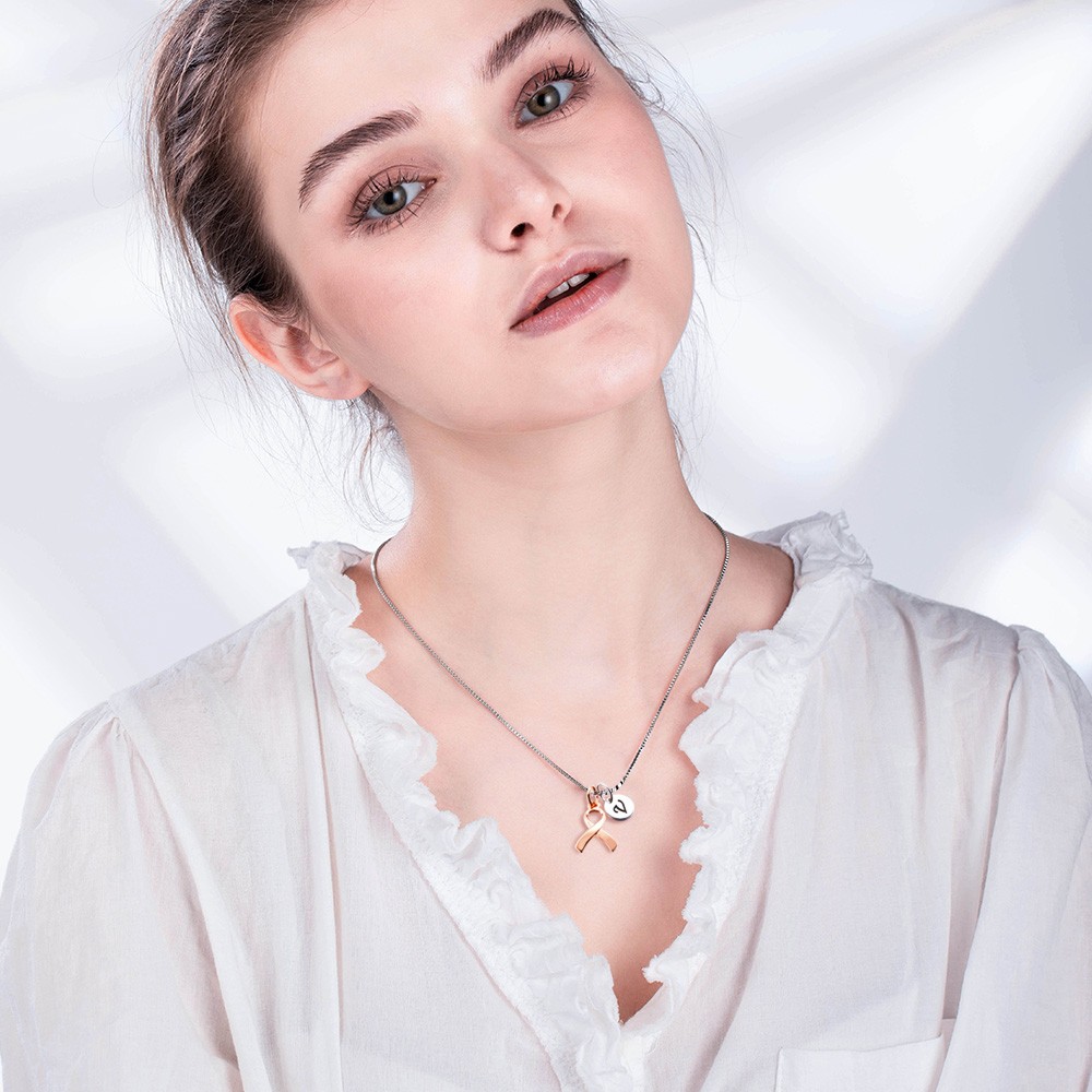 Collier personnalisé de survivante du cancer du sein initial en argent sterling, collier de ruban rose de sensibilisation, cadeaux de survivante du cancer pour les femmes