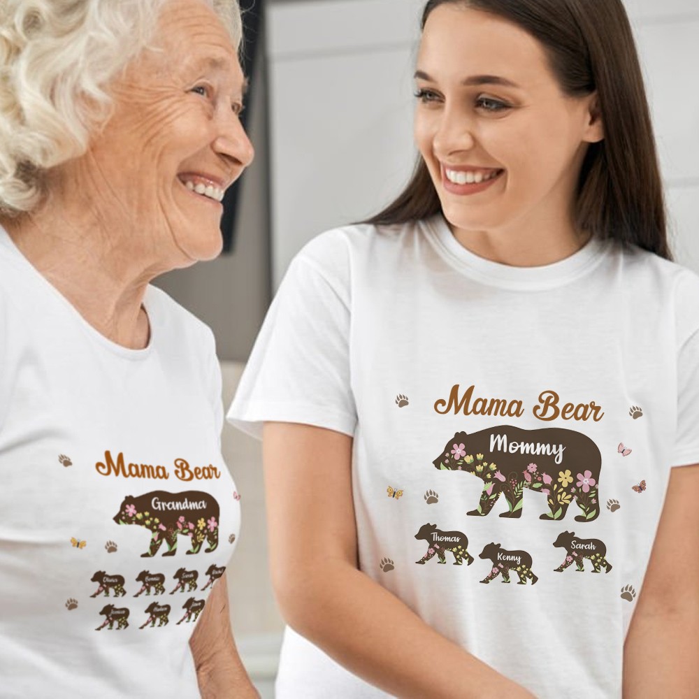 Personalized Mom/Grandma Flower Bear Pattern T-shirt/Sweatshirt, Custom Multiple Name Family Clothing, Mother's Day/Birthday Gift for Mom/Grandma/Her