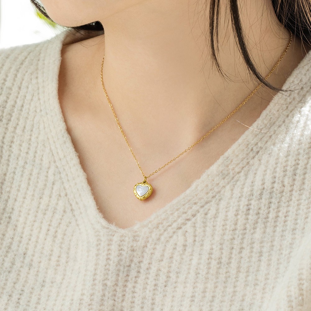 Mother of Pearl necklace