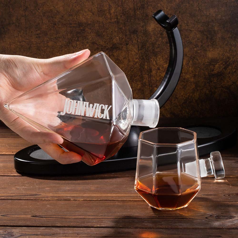 Custom Name Whiskey Decanter Set, Engraved Crystal Whiskey Decanter, Diamond Shape Whiskey Decanter, Father's Day Gifts, Gifts for Dad/Whiskey Lover