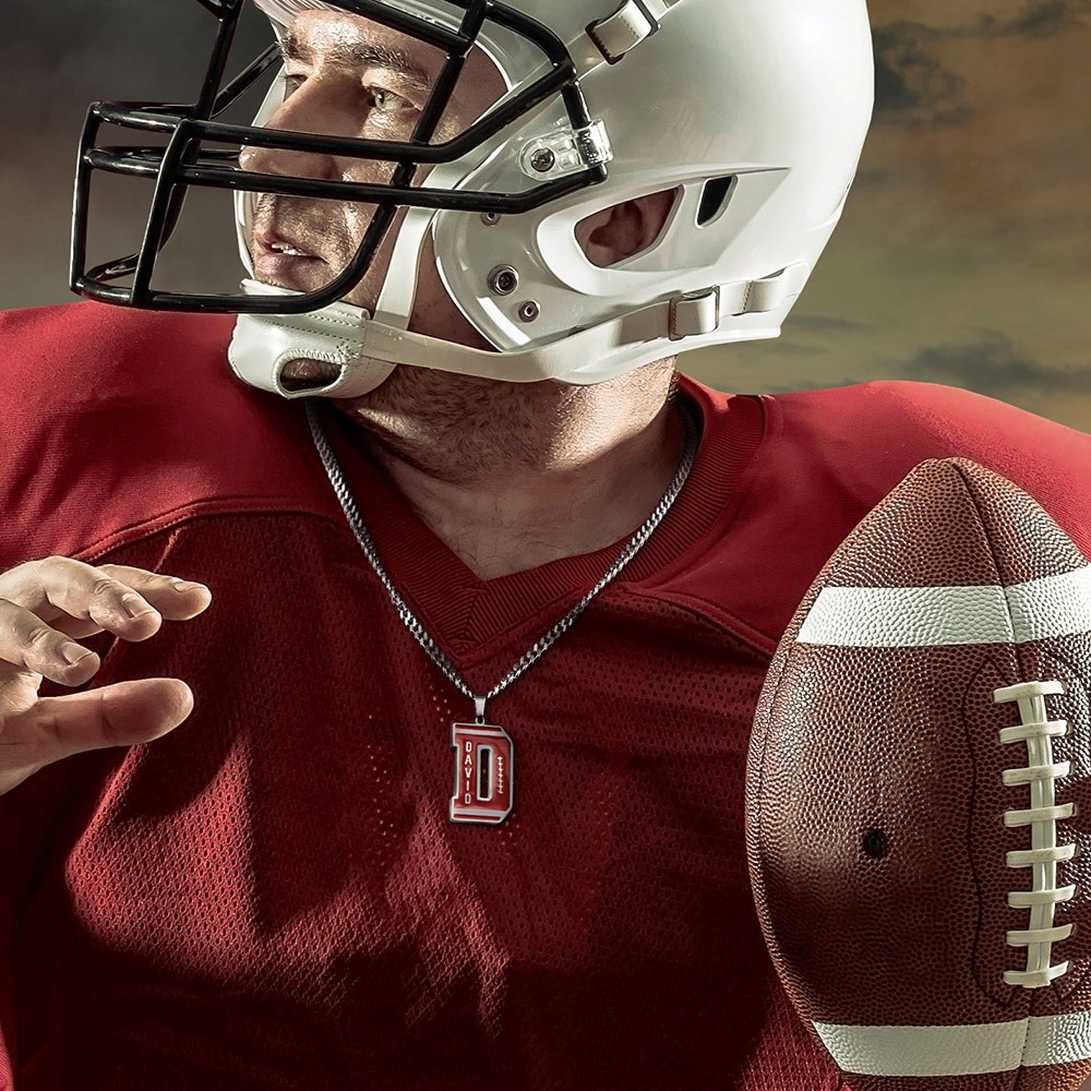 Collier de football personnalisé avec initiale et numéro, collier de football avec nom gravé, bijoux de sport, cadeau pour les athlètes/maman de football/filles/fans