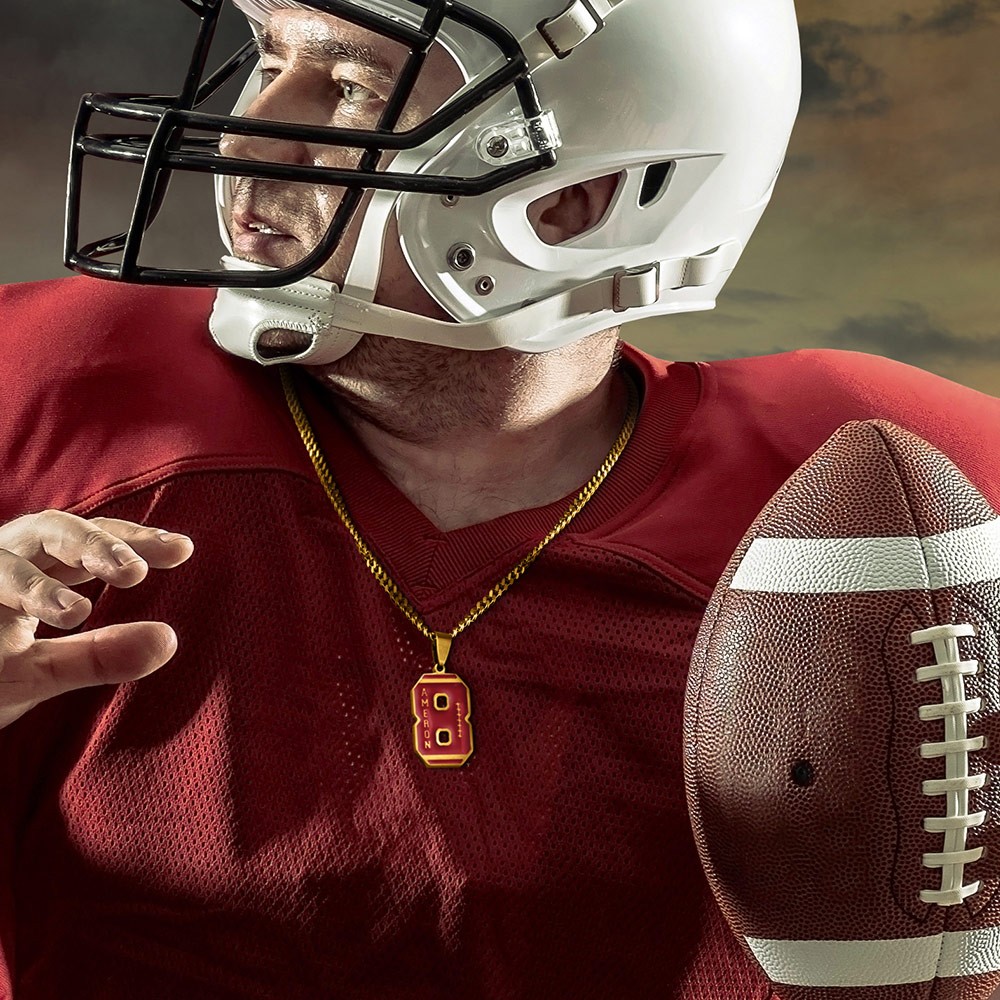 Collier de football personnalisé avec initiale et numéro, collier de football avec nom gravé, bijoux de sport, cadeau pour les athlètes/maman de football/filles/fans