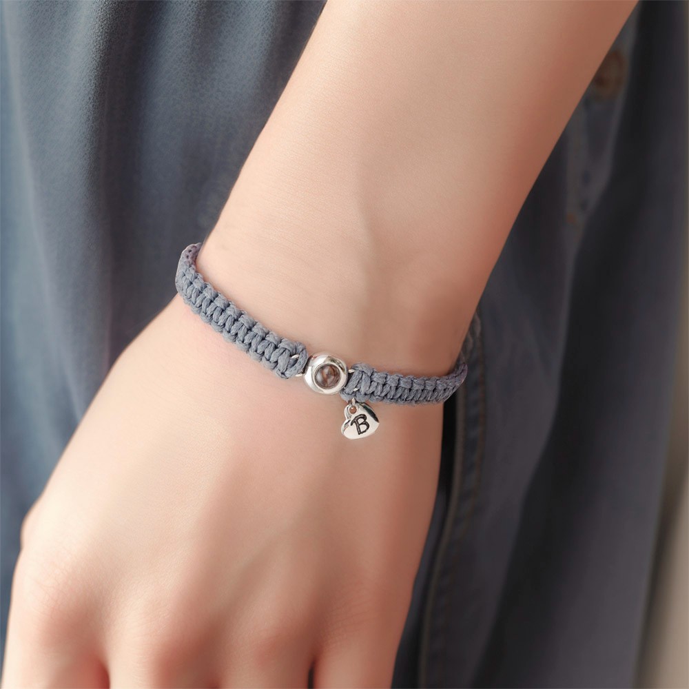 Bracelet à breloques personnalisé avec projection de photos