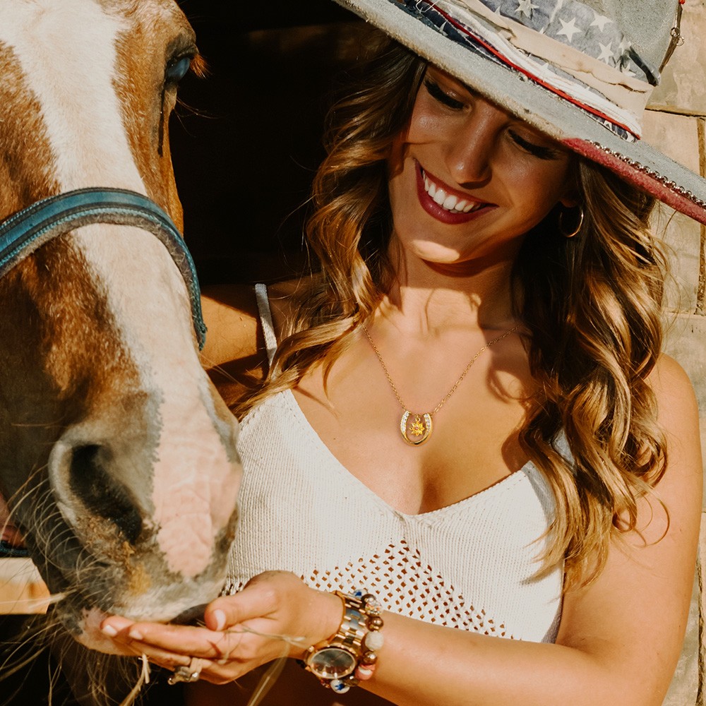 horseshoe necklace