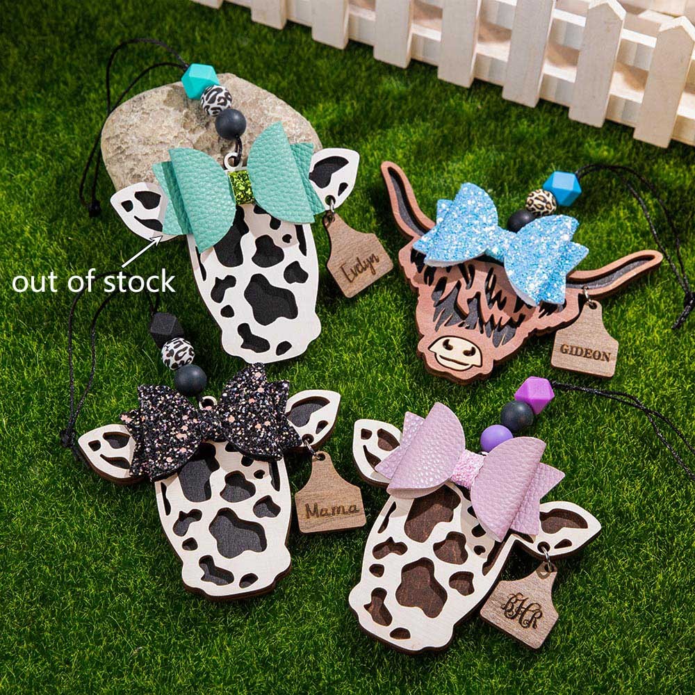 Breloque de voiture imprimée Highland Cattle personnalisée avec nœud, breloque de vache personnalisée pour accessoires de rétroviseur, ornement d'arbre de Noël pour femme/amant de vache