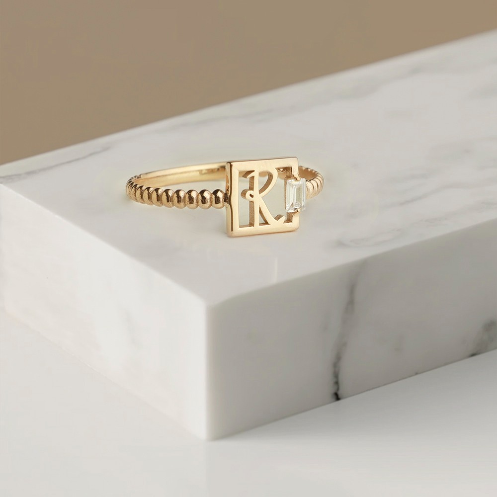 Anneau de lettre de naissance personnalisé, petit anneau, anneau minimaliste carré, anneau de lettre maigre, cadeau pour elle/fille