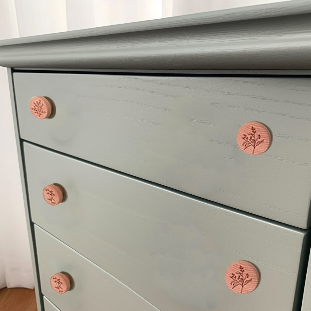 Boutons en bois plats botaniques