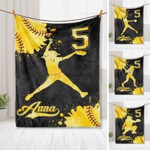 Personalized Softball Blanket, Custom Name Number Soft Cozy Sherpa Fleece Throw Blanket, Sport Gift for Daughter, Girl, Kid, Team