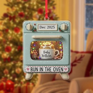 Personalized Bun In The Oven Christmas Ornament with Baby's Name, Pregnancy Announcement Hanging Decor, Christmas Gift for Mom/Family