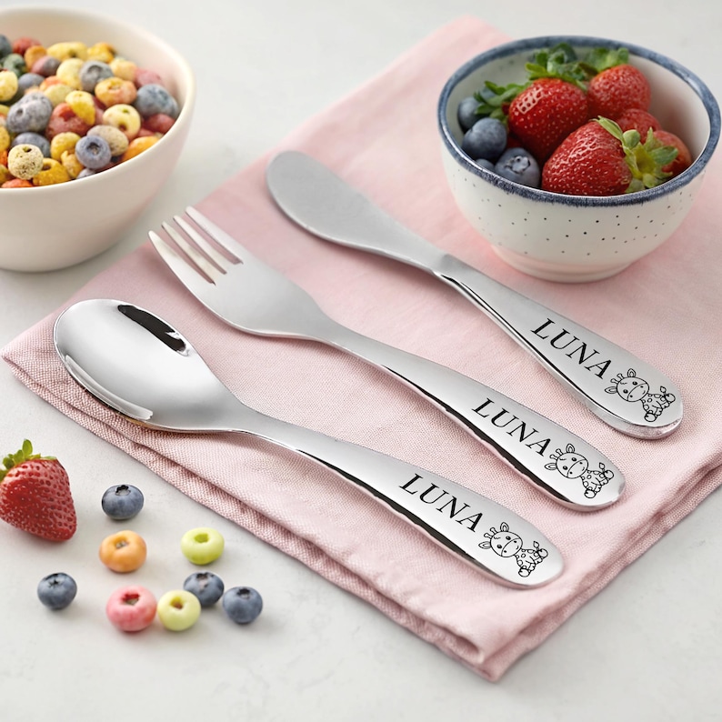 💖Buy 2 Free Shipping💖Personalized Kids Cutlery Set – Safari Design with Engraved Name Perfect Gift for Girls’ Boys' 3rd Birthday giraffe Lovers Toddler gift Keepsake