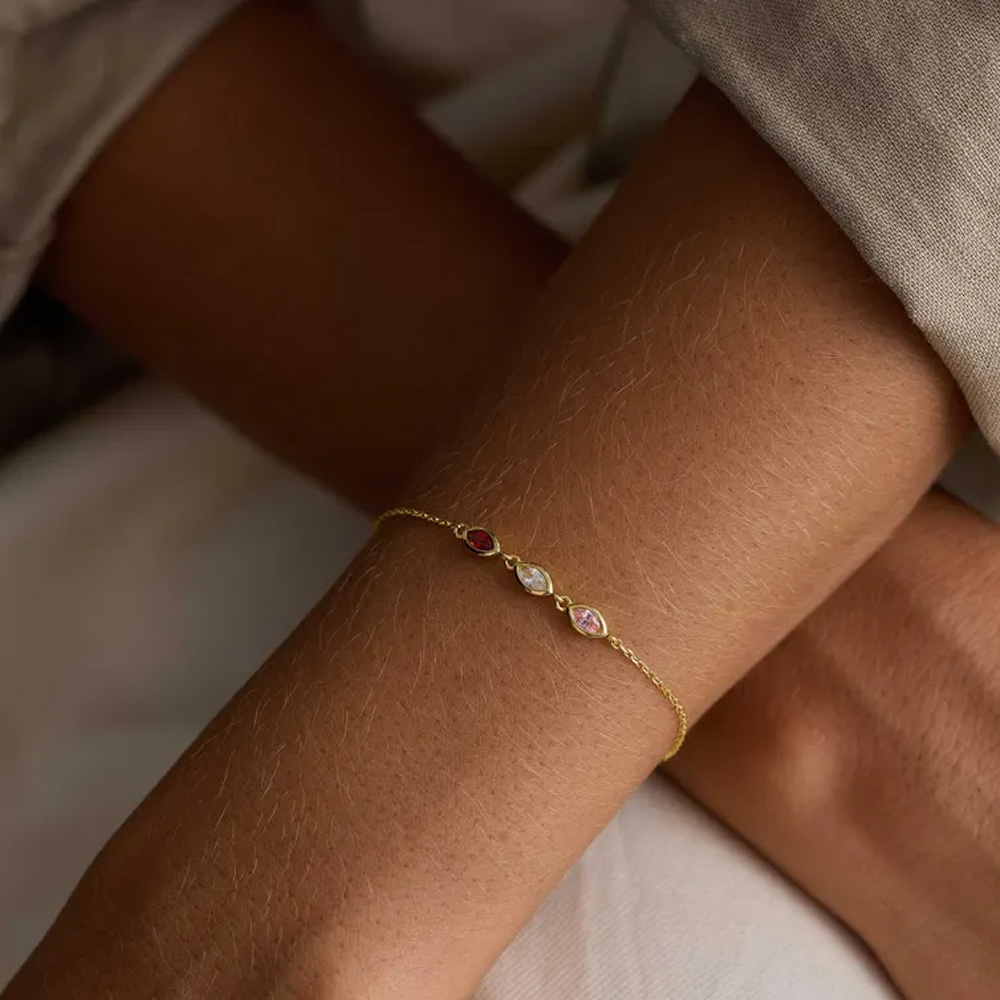 Personalized Leaf Birthstone Bracelet for Women, Dainty Jewelry, Stackable Bracelets, Birthday Gifts for Her, Graduation Gift, Mothers Day Gifts for Mom
