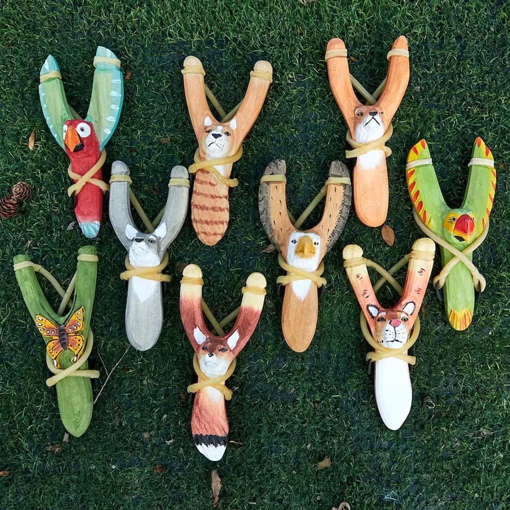 Personalized Name Carving Animal Eagle/Squirrel/Lion Slingshot, Colorful Handmade Wooden Pocket Slingshot, Outdoor Adventure Toy, Gift for Boys/Girls