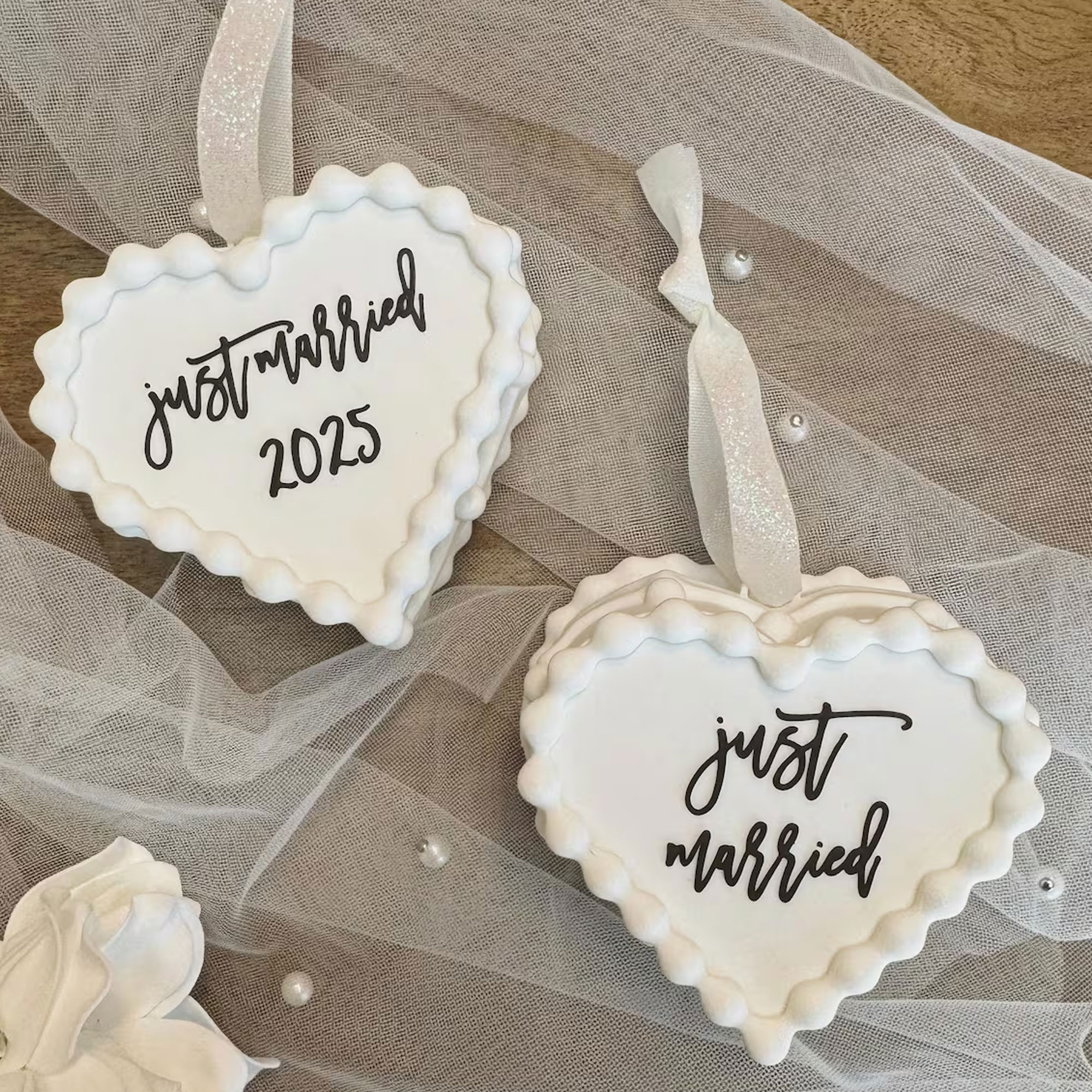 Newlywed Christmas Ornament, Custom Wedding Christmas Ornament, Vintage Heart Cake Ornament, Wedding Anniversary Gift, Wedding Gift