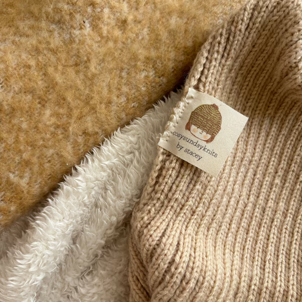 Personalisierte Etiketten für Strickwaren (15er-Set), Nähetiketten aus Bio-Baumwolle für Kleidung und Handarbeiten, Geschenk für Strick- und Bastelbegeisterte