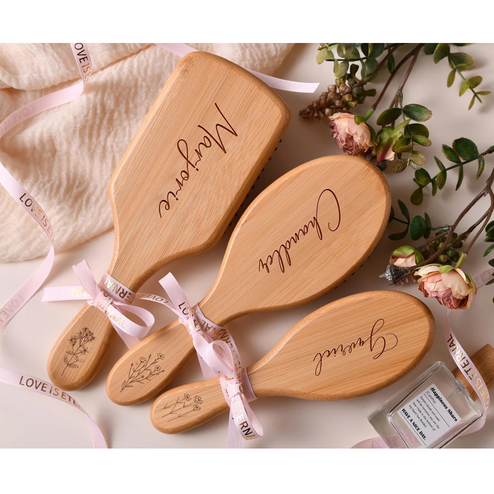Personalized Engraved Name Floral Comb with Ribbon, Wooden Hair Brush, Bridal Shower Party Favor, Wedding/Engagement Gift for Her/Bridesmaids/Besties