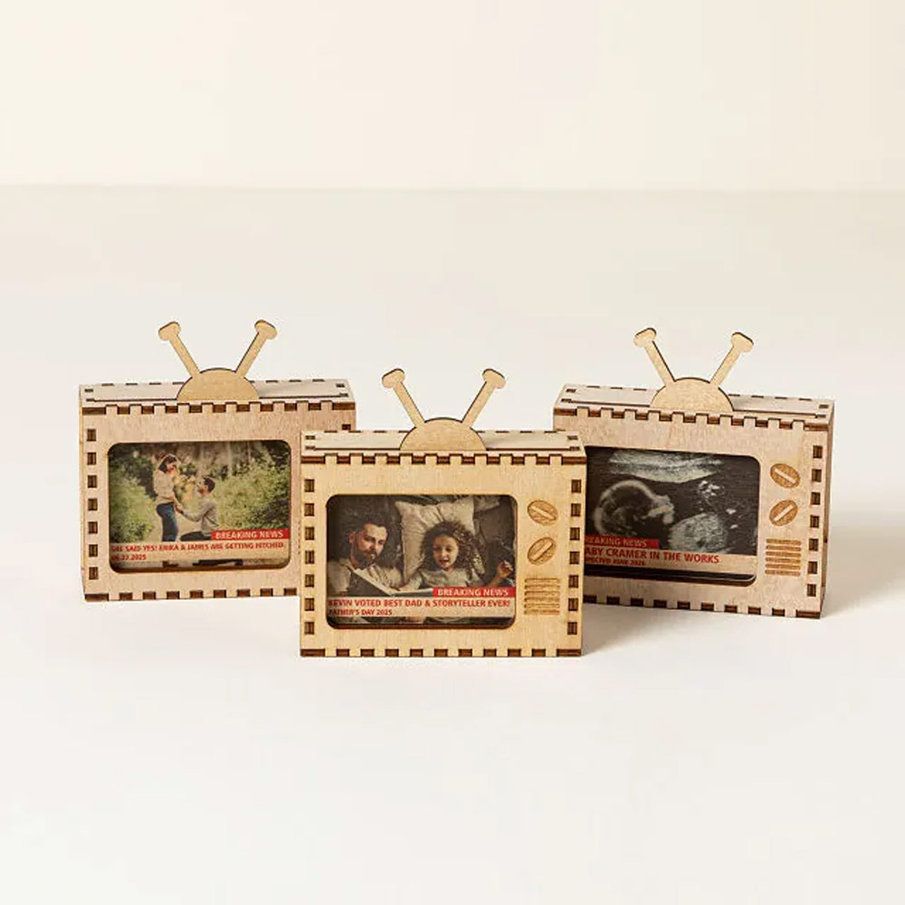 🎁 Breaking News Personalized Photo Frame