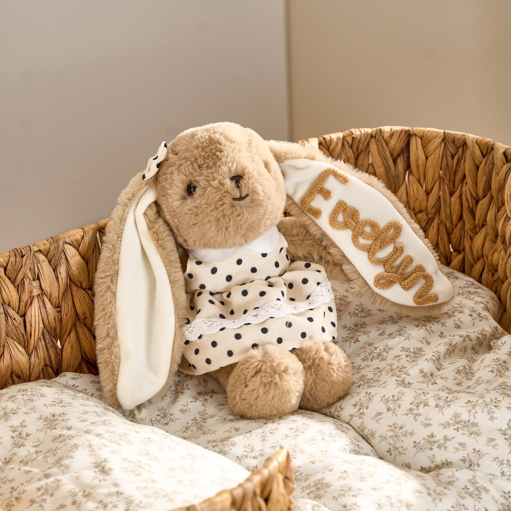 Osterhase mit individueller Namensstickerei, weiches Stofftier mit Schleife aus Garn, Dekoration für Zuhause, Geschenk zu Ostern, Geburtstag oder Babyparty für Kinder/Mädchen