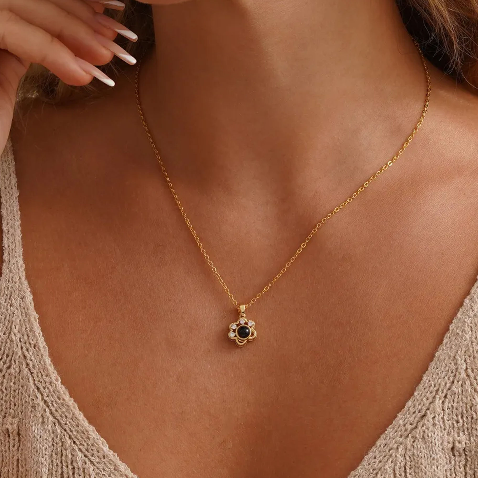 Collier photo personnalisé avec projection de la patte de votre animal de compagnie, argent sterling 925. Bijou commémoratif délicat avec photo de chat ou de chien à l'intérieur, cadeau pour les propriétaires d'animaux.