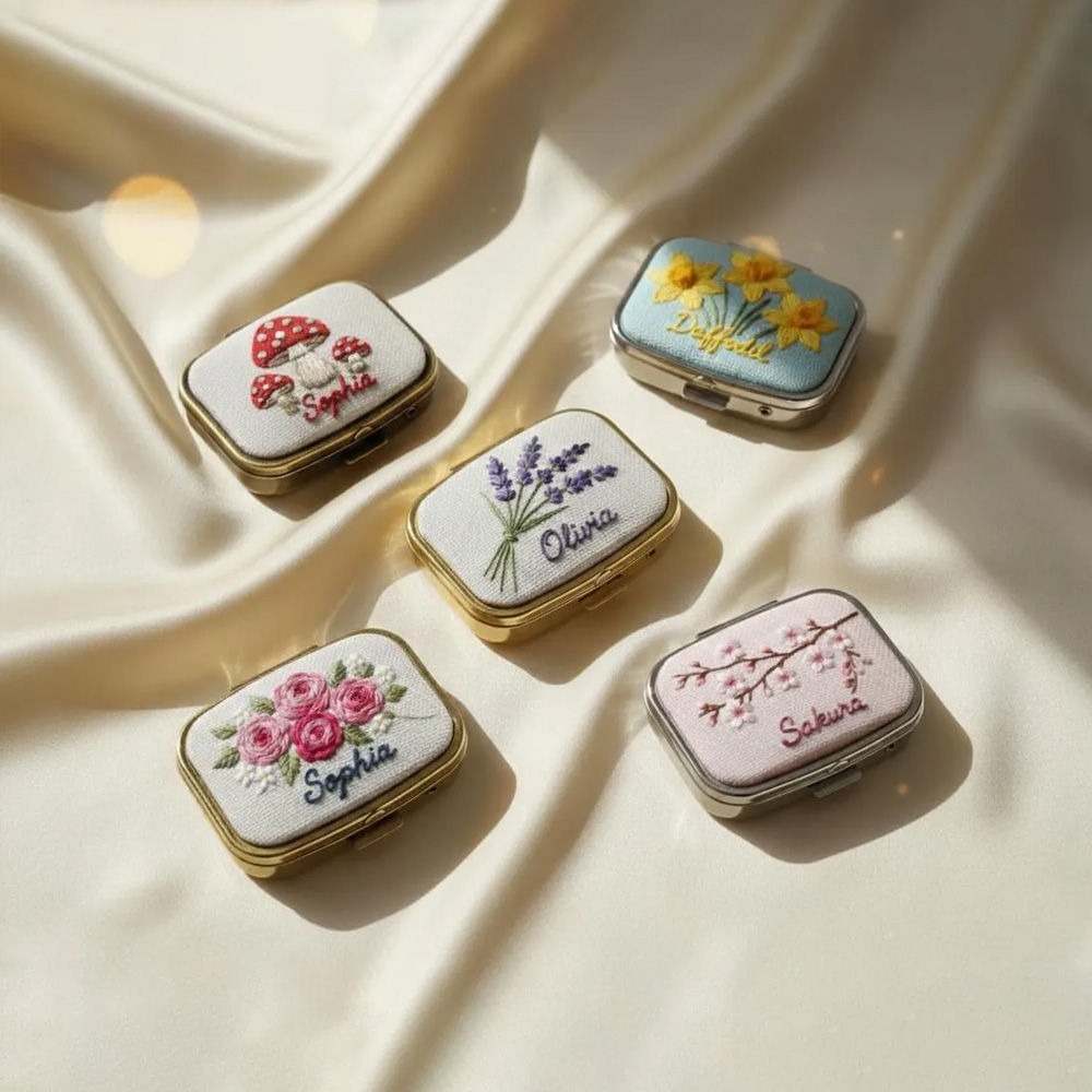 Custom Hand Embroidered Floral Pill Box with Name, Daily Portable Mini Pill Case for Medication/Vitamins/Supplements, Travel Gift for Family/Friends
