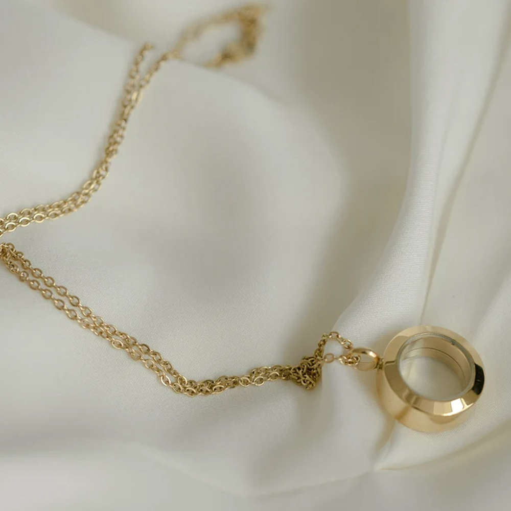 Collier médaillon personnalisé gravé avec nom, urne funéraire transparente pour poils d'animal, souvenir commémoratif, cadeau de condoléances pour les propriétaires d'animaux disparus.