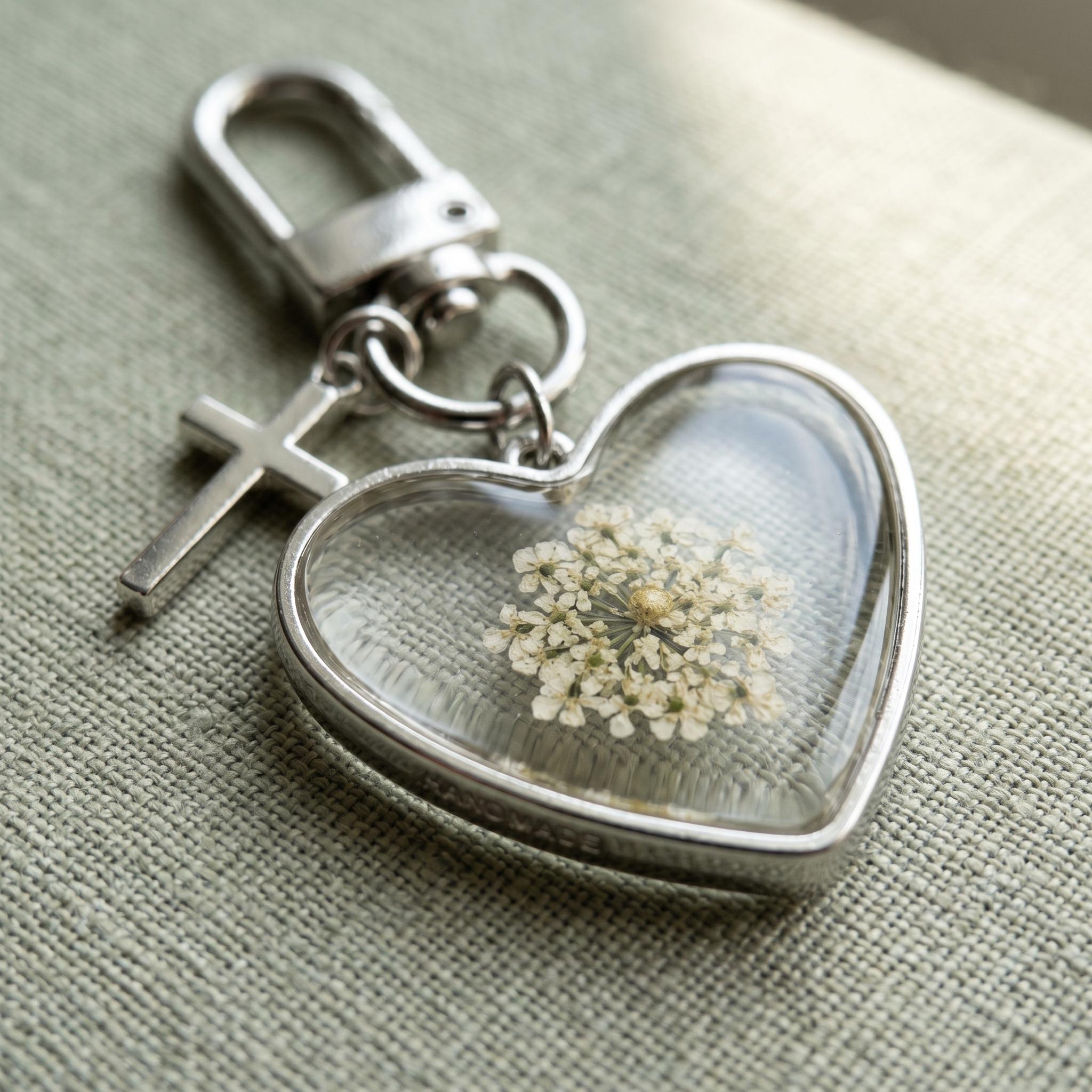 Personalized Mustard Seed Heart Keychain with Name Disc, Christian Cross Keyring, Bag Accessories, Baptism/Confirmation Gift for Women/Men/Family