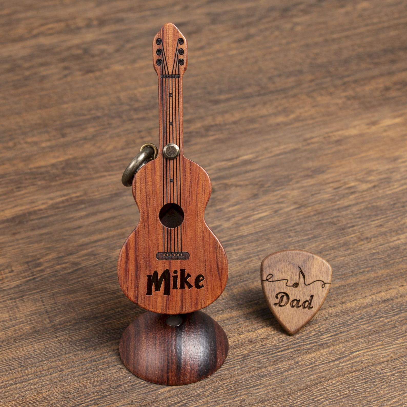 Custom Engraved Rosewood Guitar Shape Pick Box Set with Pick, Wooden Portable Guitar Pick Holder with Magnetic Base, Birthday Gift for Music Lovers