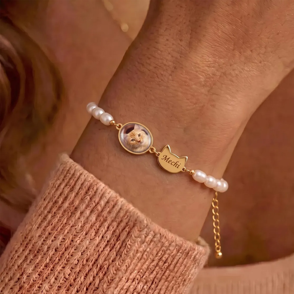 Personalized Pet Photo Bracelet with Name, Cat/Dog Memorial Keepsake Pendant, Daily Wear Jewelry, Birthday/Anniversary Gift for Pet Lovers/Women/Her