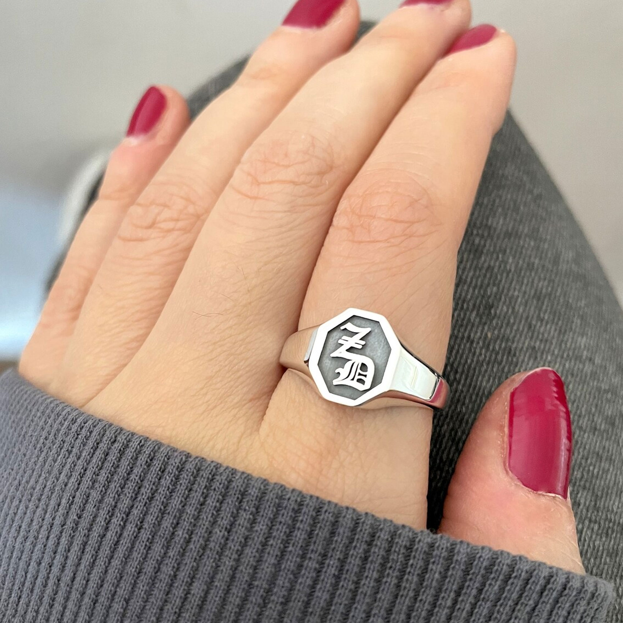 Signet Ring