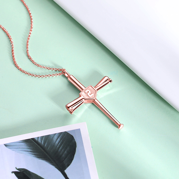 baseball line necklace	