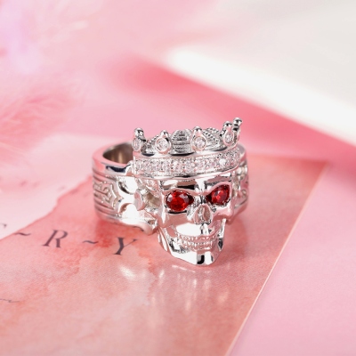 skull ring