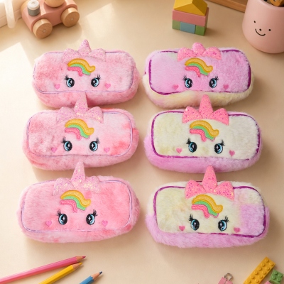 Personalisierter, bestickter Regenbogen-Einhorn-Rucksack mit Namen, niedlicher, flauschiger Schulrucksack mit großem Fassungsvermögen, Oster-/Schulanfangs-/Geburtstagsgeschenk für Mädchen/Kinder