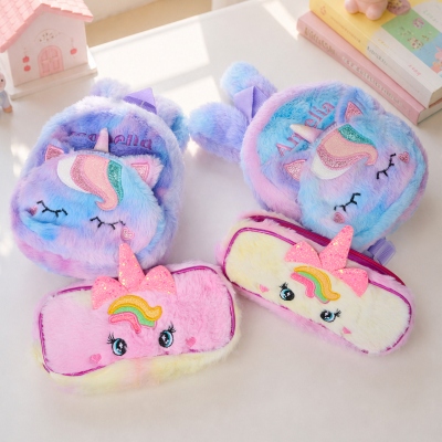 Personalisierter, bestickter Regenbogen-Einhorn-Rucksack mit Namen, niedlicher, flauschiger Schulrucksack mit großem Fassungsvermögen, Oster-/Schulanfangs-/Geburtstagsgeschenk für Mädchen/Kinder