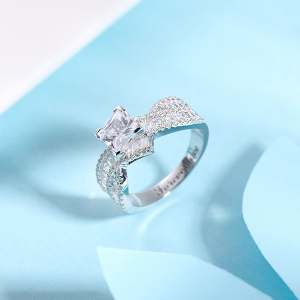 Gem ring