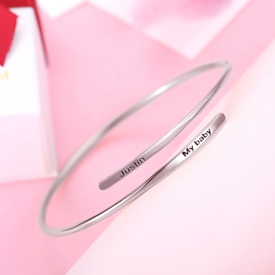 adjustable bracelet