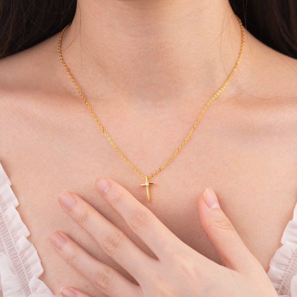 Colar de cruz com pedra de nascimento personalizada, presente religioso delicado de prata, colar de cruz pequeno, joia da sorte, presente de aniversário para mulheres e meninas