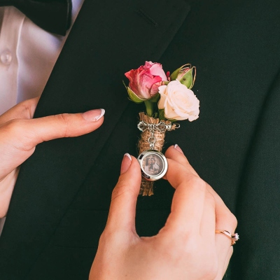 Custom Photo Wedding Lapel Pin, Picture Brooch for Groom, Bridal Bouquet Charm, Memory Bouquet Charm, Wedding/Anniversary Gift for Fiancé/Fiancée