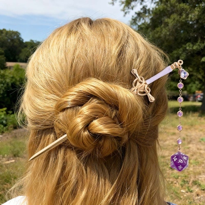 Dice Sword Hairpin, DND D20 Hair Sticks, Sliver/Gold Hair Clip, Dagger Hairpin, Funky Unique Hair Accessories Gifts for Her