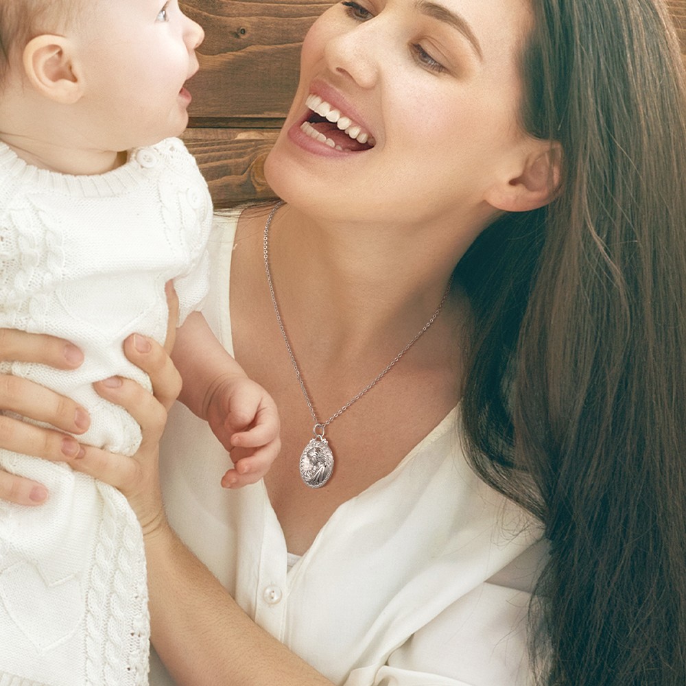 necklace for her