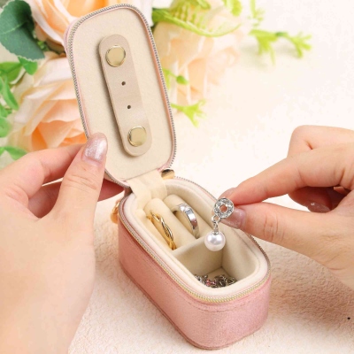 jewelry case