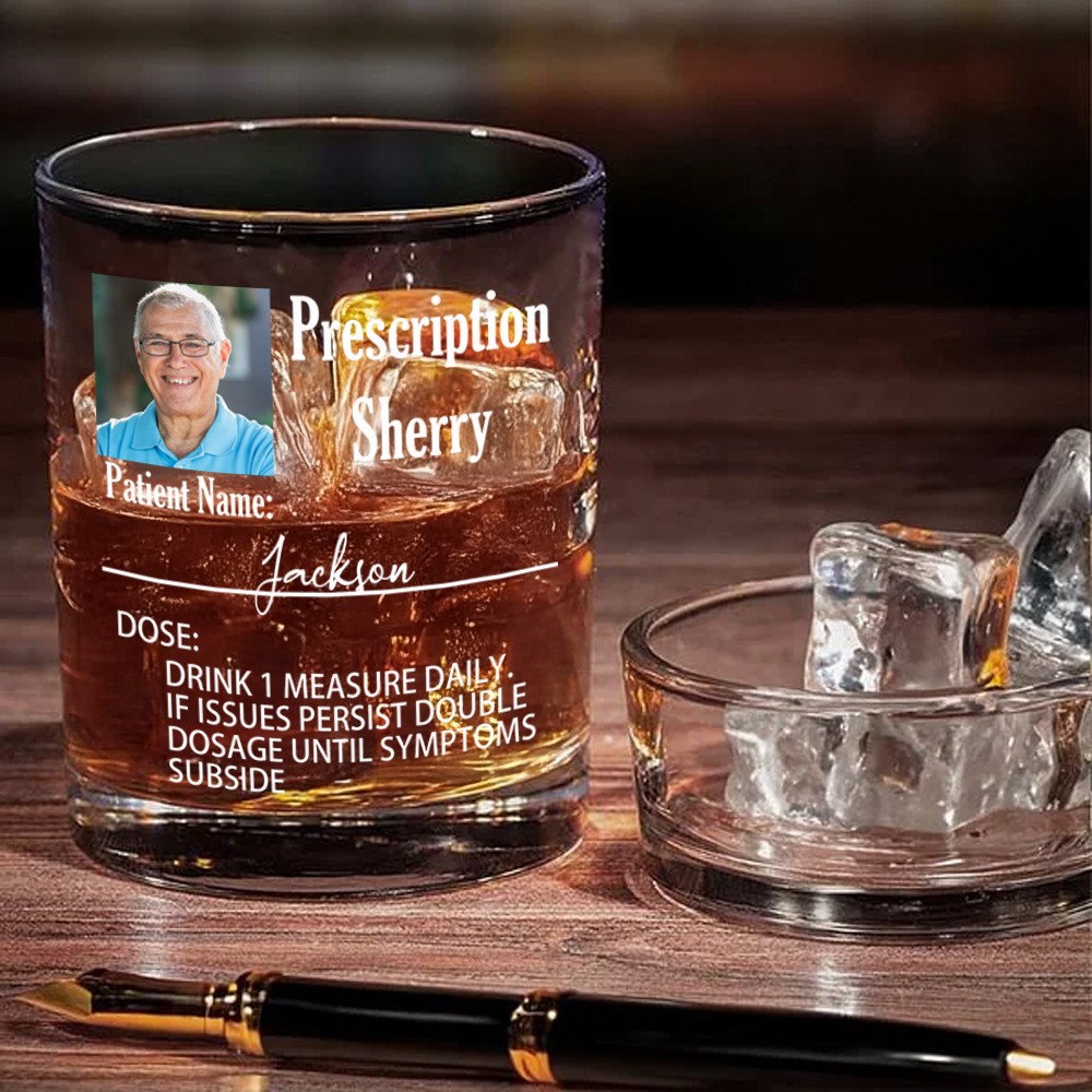 Photo whisky glass