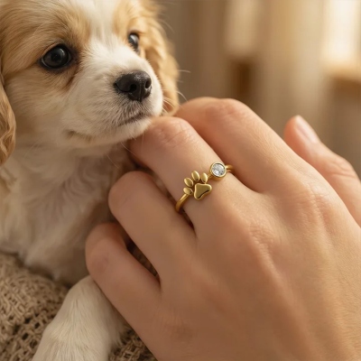 Personalisierter Geburtssteinring mit Haustierabdruck, zierlicher 3D-Herzanhänger mit Tierpfotenmotiv, ideales Geburtstags- oder Muttertagsgeschenk für Tierhalterinnen.
