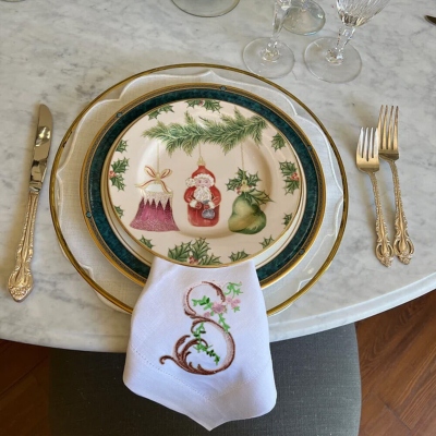 Custom Floral Letter Embroidered Linen Napkin, Personalized Embroidered Monogrammed Dinner Napkin, Mother's Day/Wedding/Cocktail Party Gift