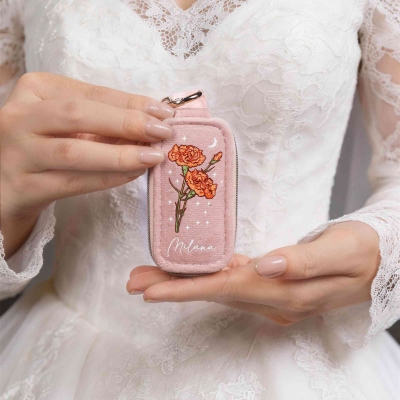 bridesmaid