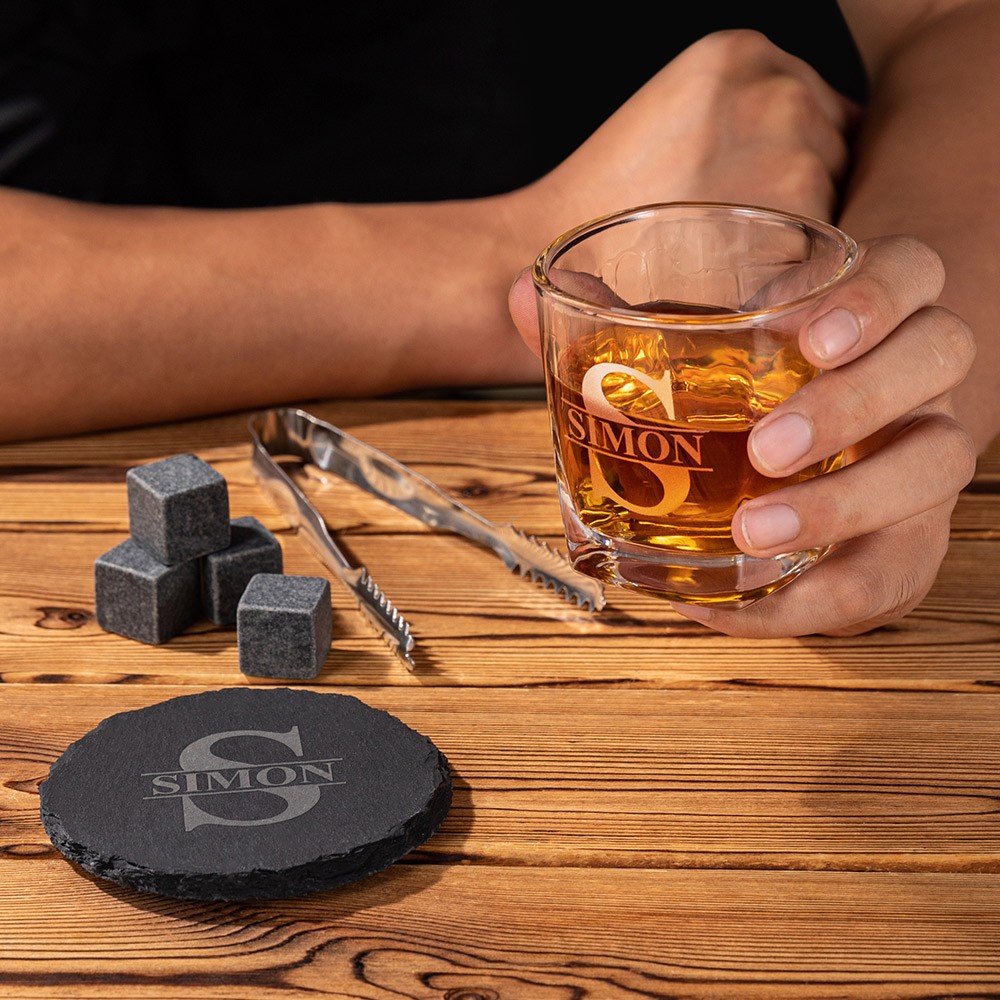 Whiskyglas-Set mit personalisiertem Monogramm und Gravur, Whiskysteine und Holzbox, Alkoholgeschenk, Geburtstags-Hochzeitsgeschenk für Papa/Bräutigam/Whiskyliebhaber