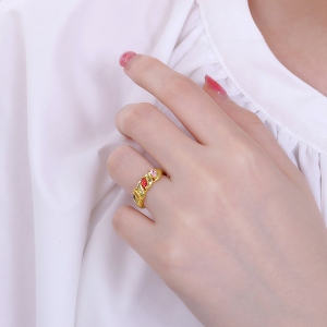 ring for her