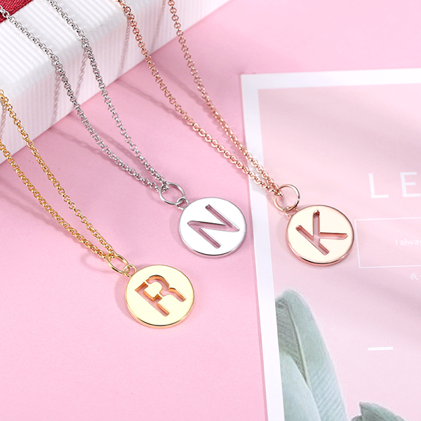 personalized necklace