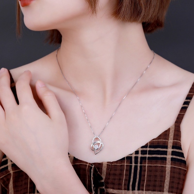  heart pendant with birthstone	