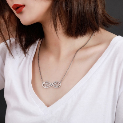 Personalized Sparkling Infinity Name Necklace in Silver