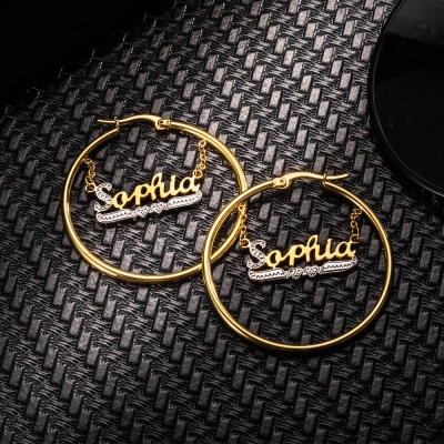 Boucles d'oreilles créoles avec nom personnalisé