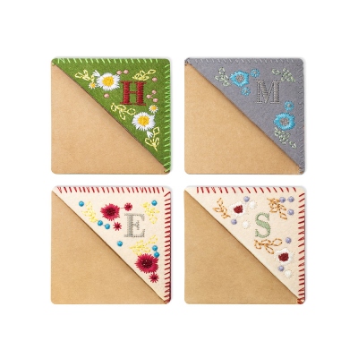 Marcador inicial personalizado con flores, marcapáginas de tela, marcapáginas bordado, marcapáginas personalizado, regalo para amigos/maestros/estudiantes/compañeros de clase